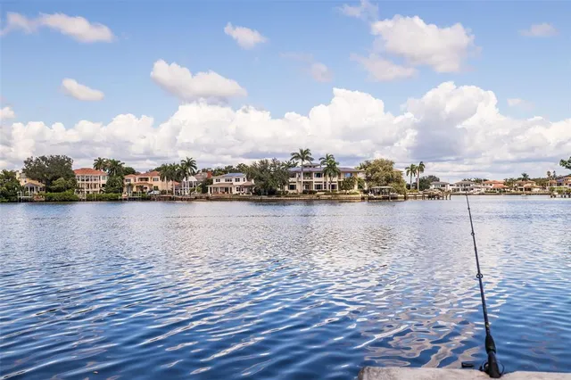 $5,950,000 | 2400 Coffee Pot Boulevard Northeast, St. Petersburg, FL 33704