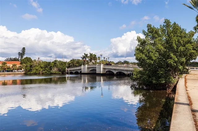 $5,950,000 | 2400 Coffee Pot Boulevard Northeast, St. Petersburg, FL 33704