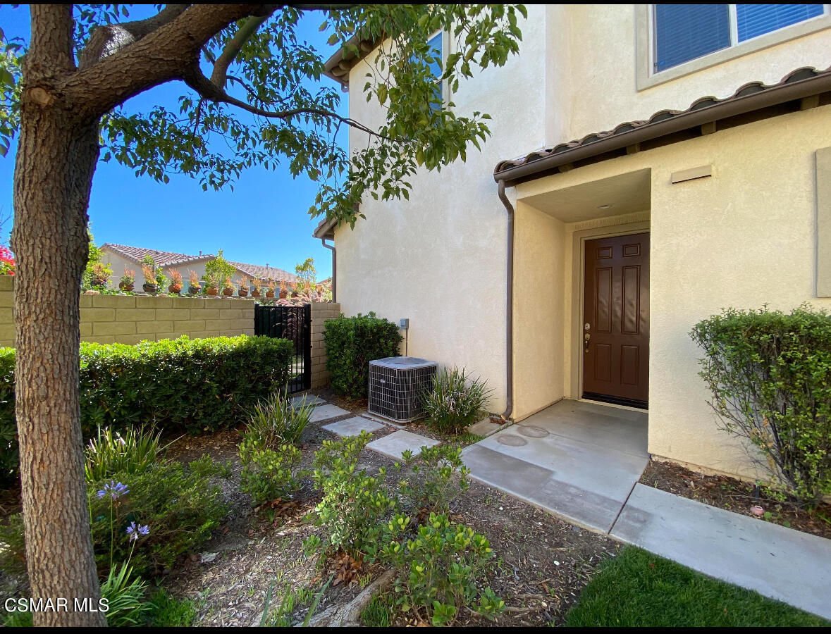 6770 Bountiful Lane Moorpark, CA 93021 - Photo 2 of 17 a view of a back yard from a balcony