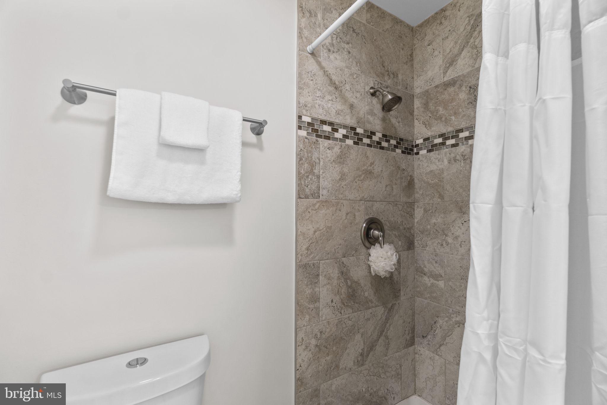 118 Kriders Church Road Westminster, MD 21158 - Photo 15 of 29 Main Level Primary Bathroom