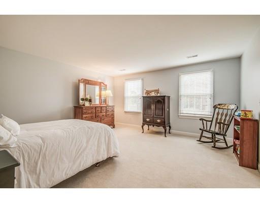 5 Minuteman Road Medfield, MA 02052 - Photo 17 of 31 Gallery Image 17