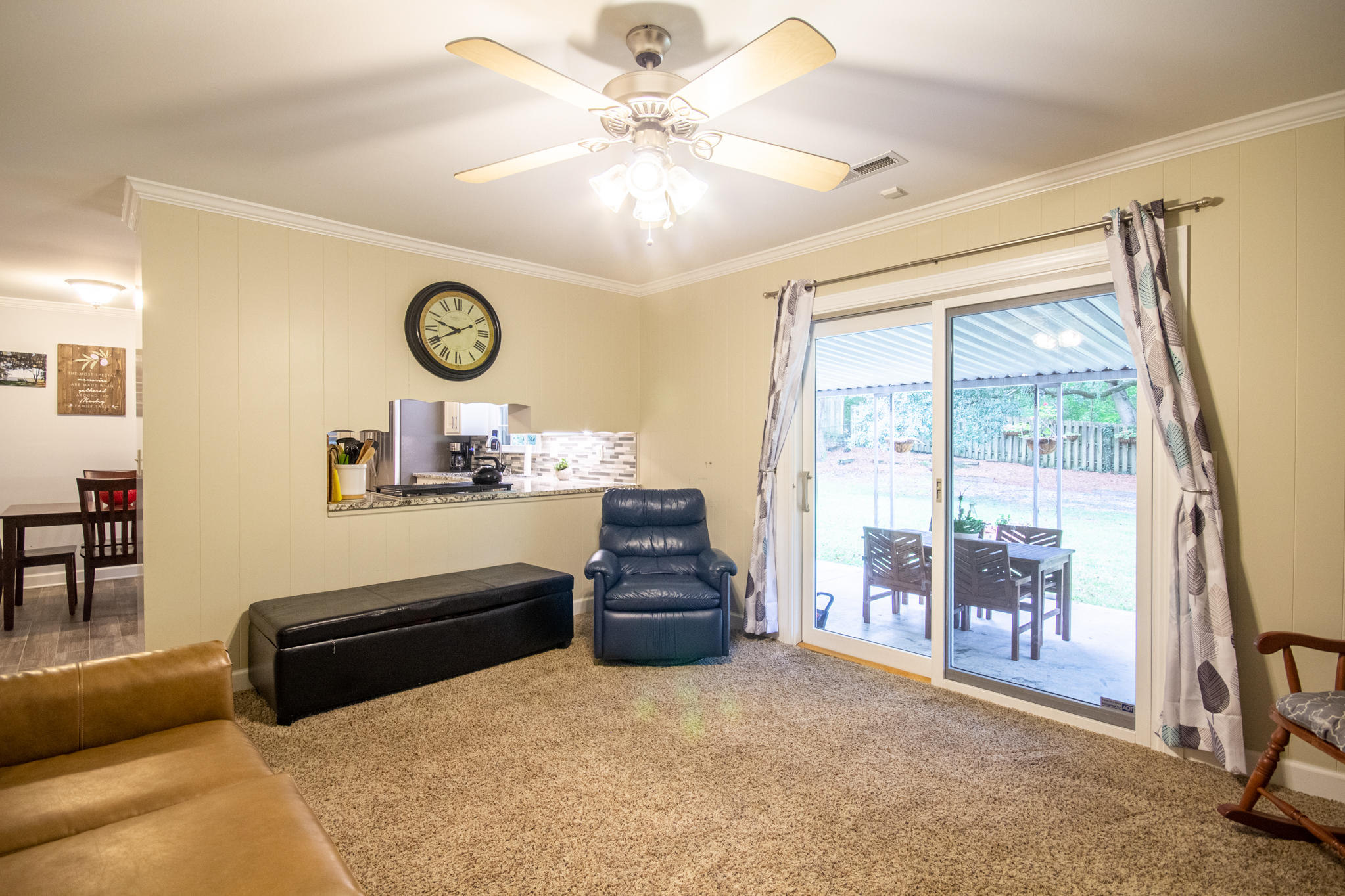 6021 Rembert Drive Hanahan, SC 29410 - Photo 22 of 30 Living Room