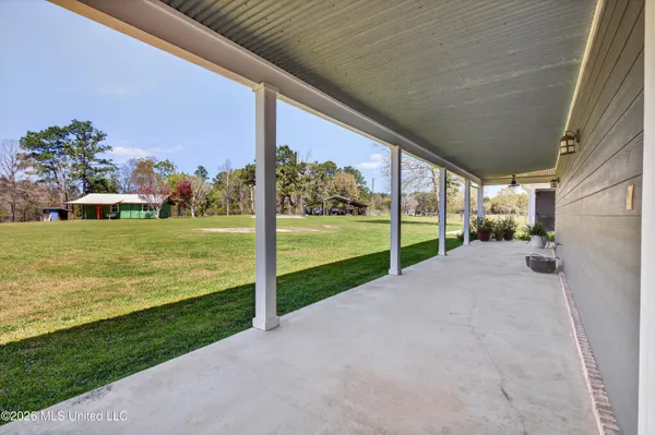 $699,900 | 28000 Eugene E Ladner Road, Perkinston, MS 39573