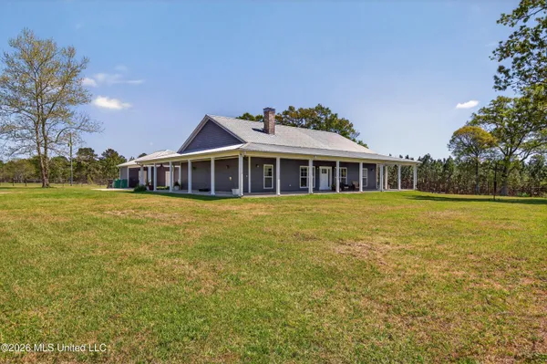 $699,900 | 28000 Eugene E Ladner Road, Perkinston, MS 39573