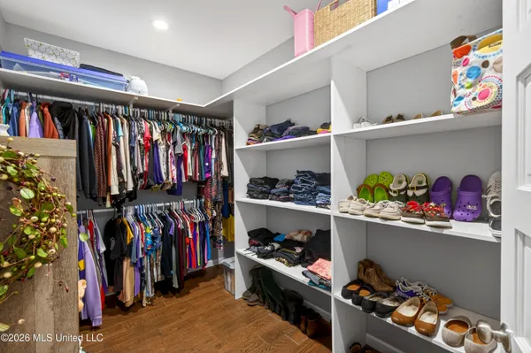 $699,900 | 28000 Eugene E Ladner Road, Perkinston, MS 39573