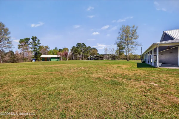 $699,900 | 28000 Eugene E Ladner Road, Perkinston, MS 39573