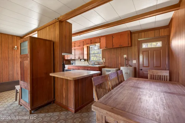 $699,900 | 28000 Eugene E Ladner Road, Perkinston, MS 39573