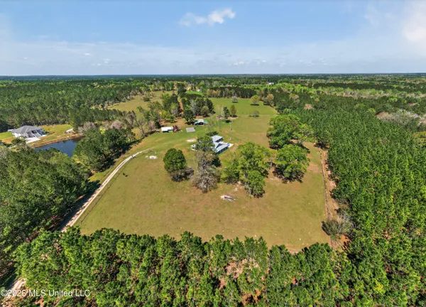 $699,900 | 28000 Eugene E Ladner Road, Perkinston, MS 39573
