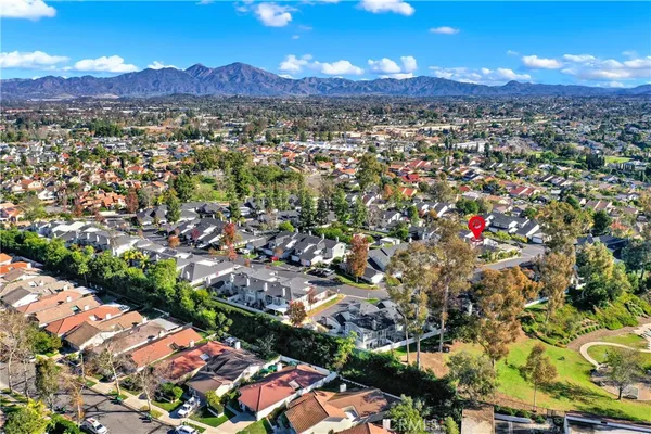$899,000 | 25061 Silverleaf Lane, Laguna Hills, CA 92653