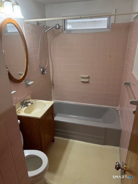 35 Sipples Hill Road Moodus, CT 06469 - Photo 8 of 15