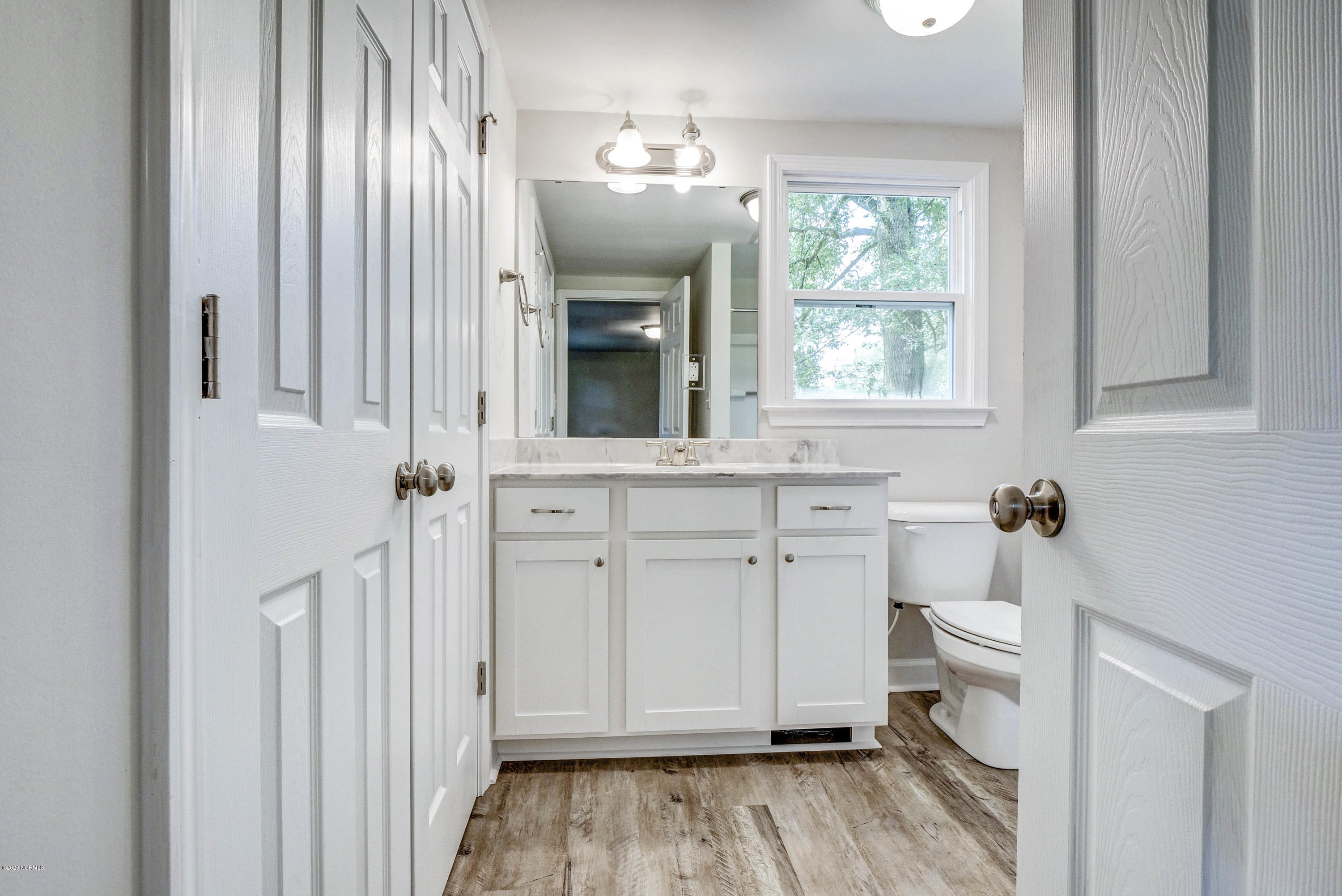 148 Sand Ridge Road Beulaville, NC 28518 - Photo 21 of 31 Ensuite Bathroom