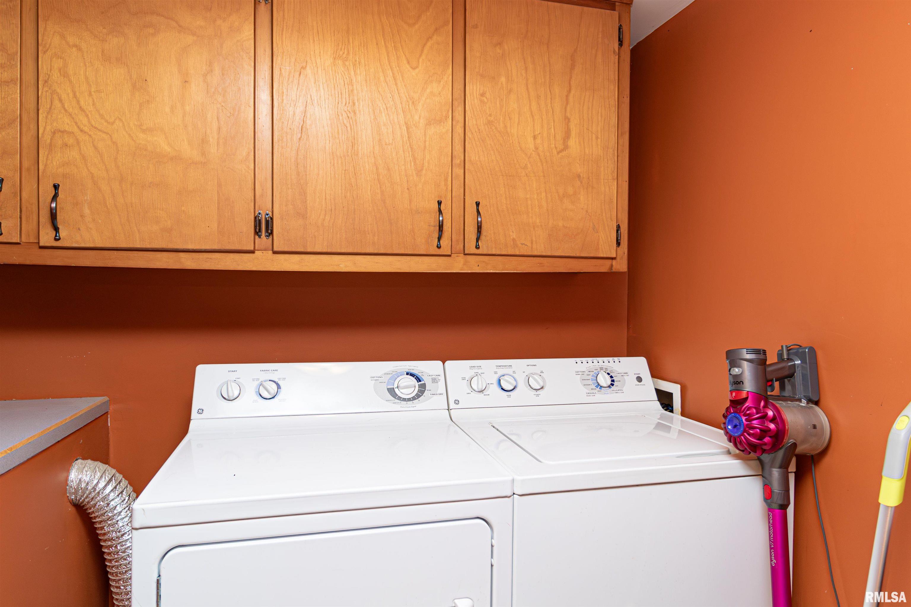 1379 County Road 1950 North Lowpoint, IL 61545 - Photo 32 of 56