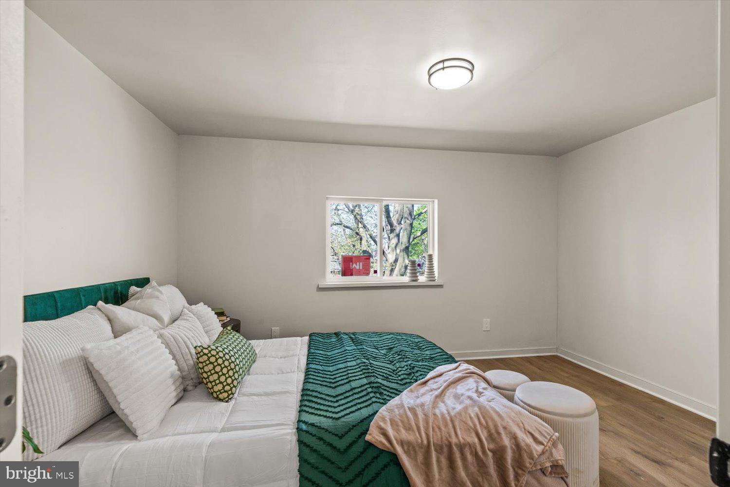 414 Fairview Avenue Lancaster, PA 17603 - Photo 17 of 29 a bedroom with a bed and a window