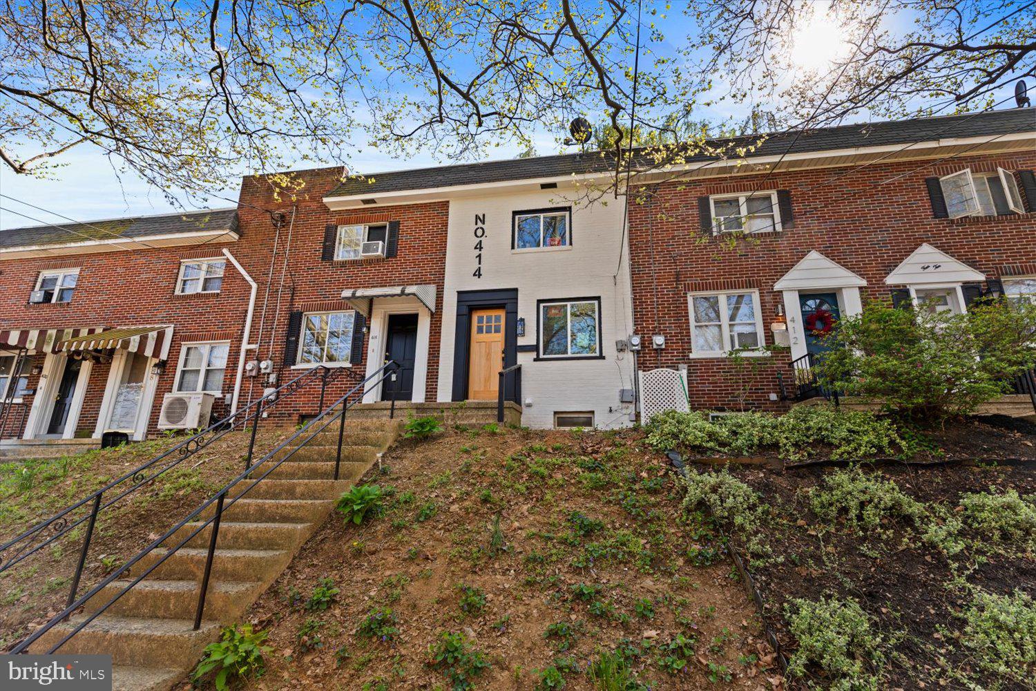 414 Fairview Avenue Lancaster, PA 17603 - Photo 2 of 29 a front view of a house with garden