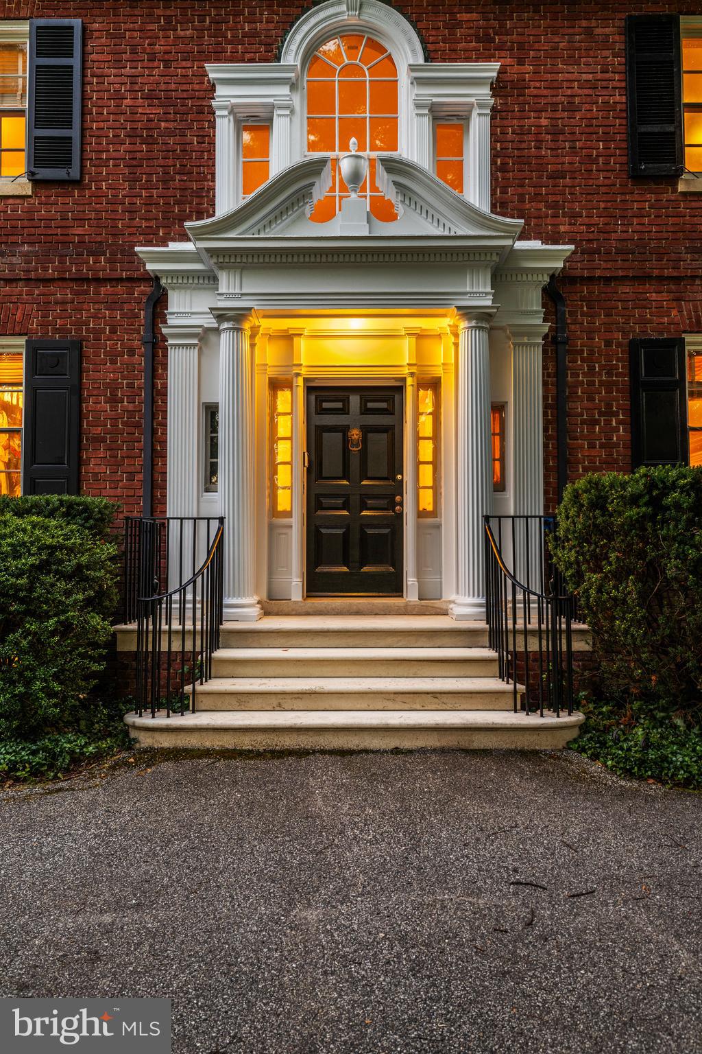 811 St Georges Road Baltimore, MD 21210 - Photo 5 of 97 Gallery Image 5