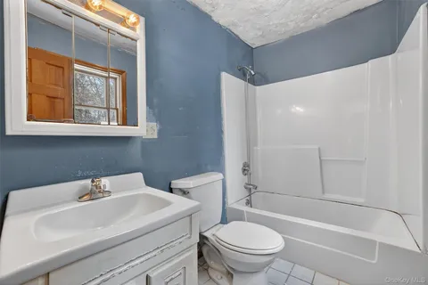 $650,000 | 147 Halyan Road, Yorktown Heights, NY 10598