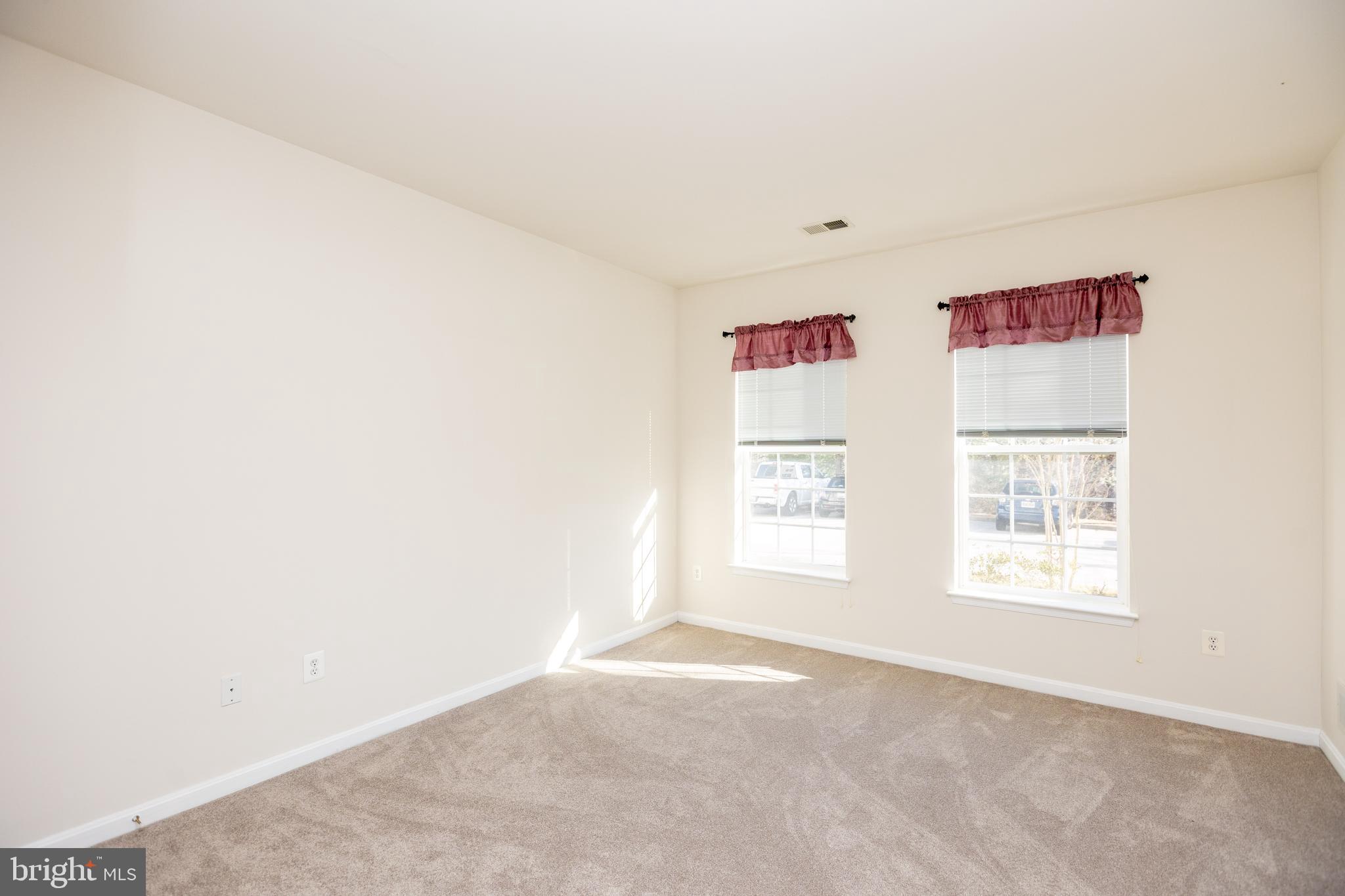 7335 Brookview Road, Unit 106 Elkridge, MD 21075 - Photo 18 of 32 Second Bedroom