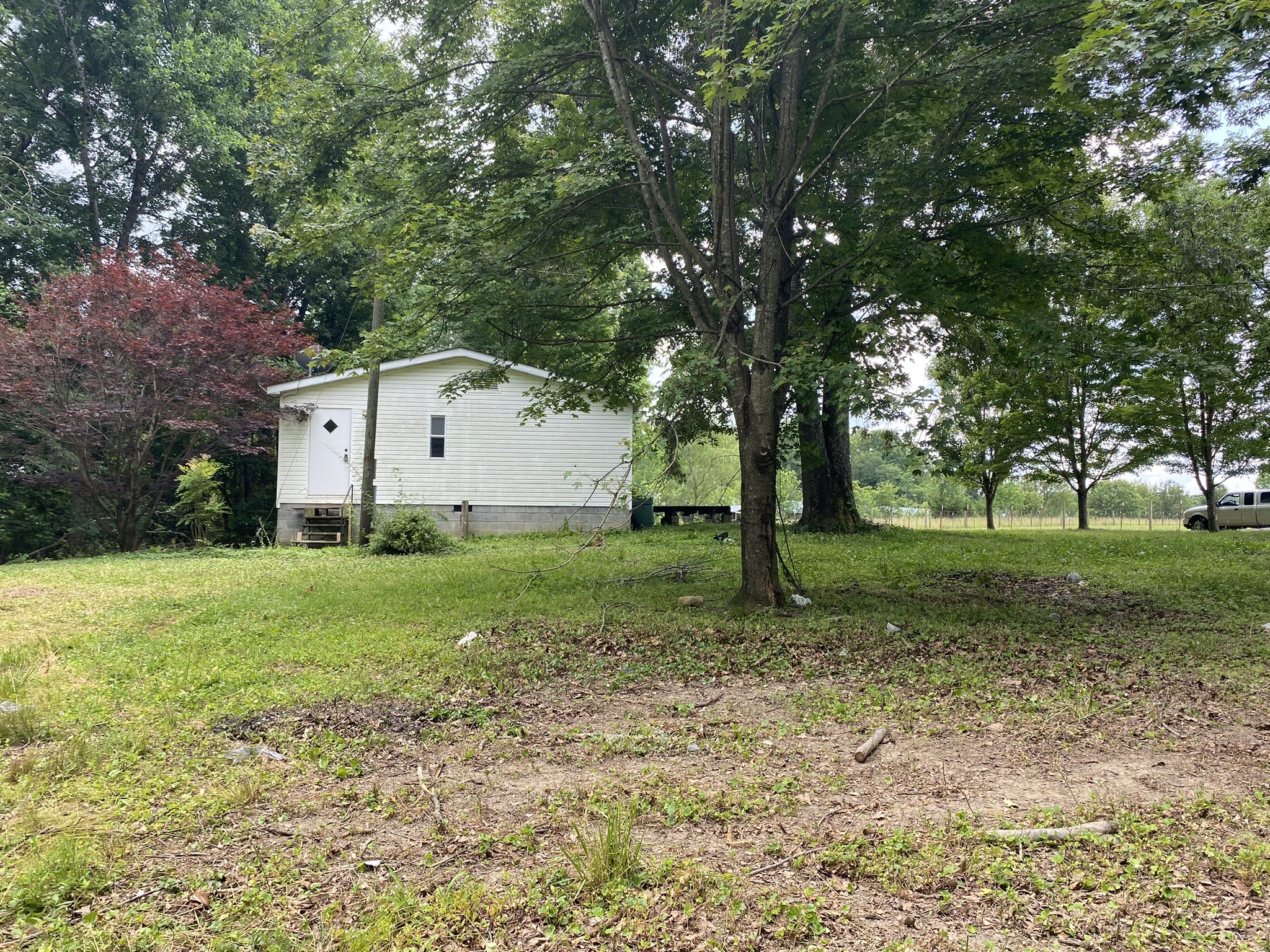 805 Neal Road Belvidere, TN 37306 - Photo 3 of 11 Gallery Image 3
