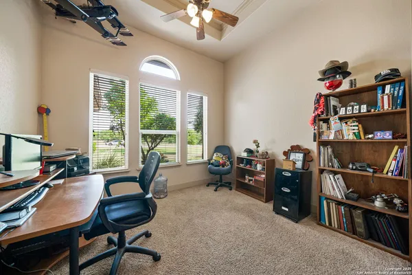 $620,000 | 438 County Road 367, Hondo, TX 78861