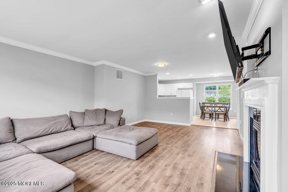 3 Kuczynski Drive, Unit 944 Parlin, NJ 08859 - Photo 14 of 33 021_dsc02239_790