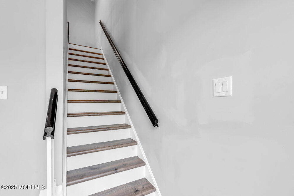 3 Kuczynski Drive, Unit 944 Parlin, NJ 08859 - Photo 16 of 33 022_dsc02244_66