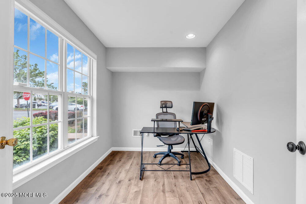 3 Kuczynski Drive, Unit 944 Parlin, NJ 08859 - Photo 5 of 33 035_dsc02314_771