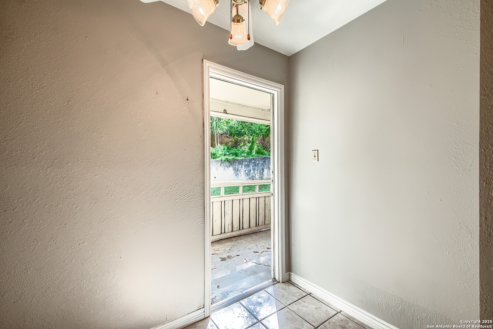 7738 Chambers Road, Unit 1102 San Antonio, TX 78229 - Photo 20 of 26