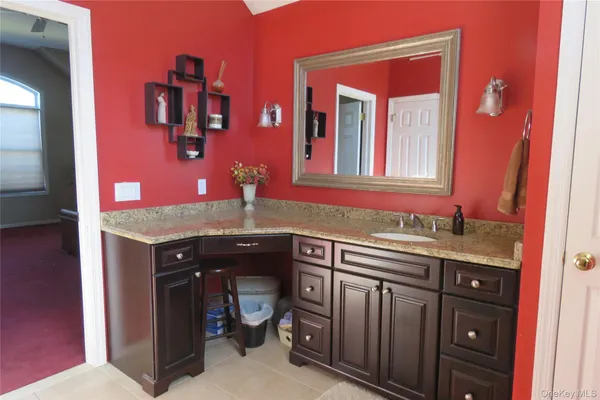 $995,000 | 182 Siegel Boulevard, Babylon, NY 11702