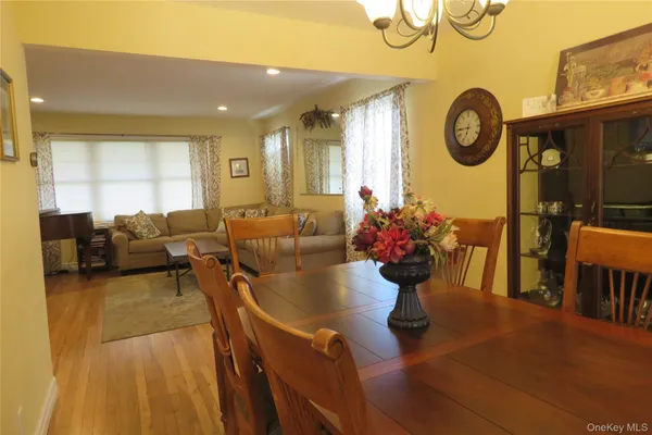 $995,000 | 182 Siegel Boulevard, Babylon, NY 11702