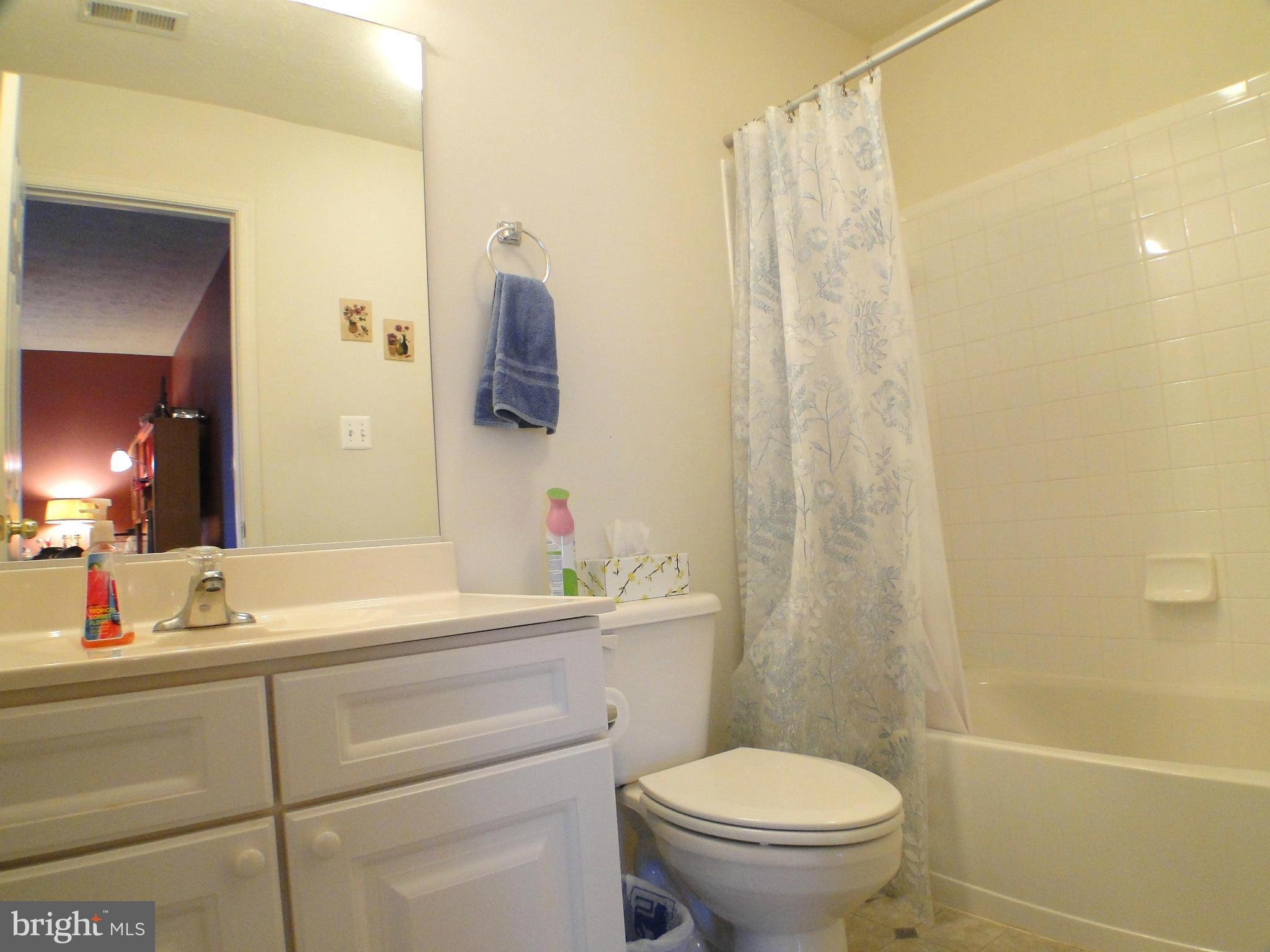 4607 Riddle Drive Baltimore, MD 21236 - Photo 26 of 30 Bath