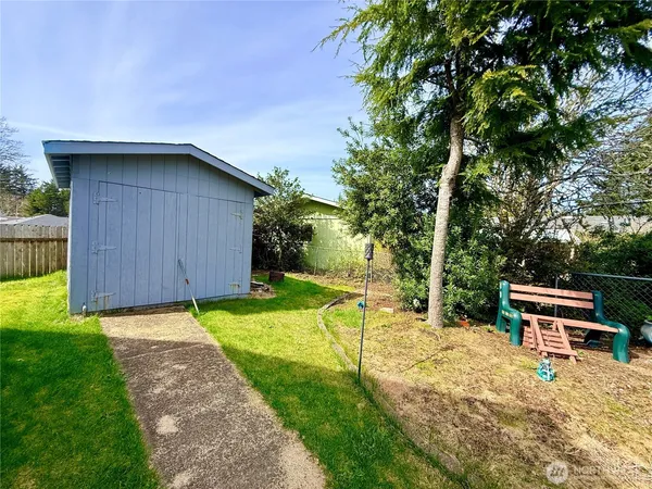 $335,000 | 31308 North Place, Ocean Park, WA 98640