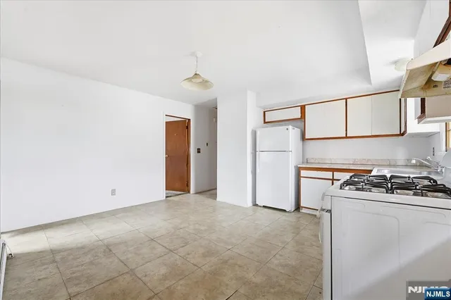 $849,000 | 203 Westervelt Place, Lodi, NJ 07644