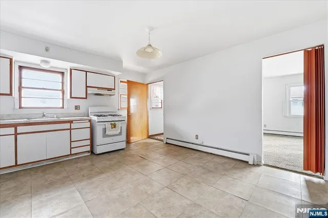 $849,000 | 203 Westervelt Place, Lodi, NJ 07644