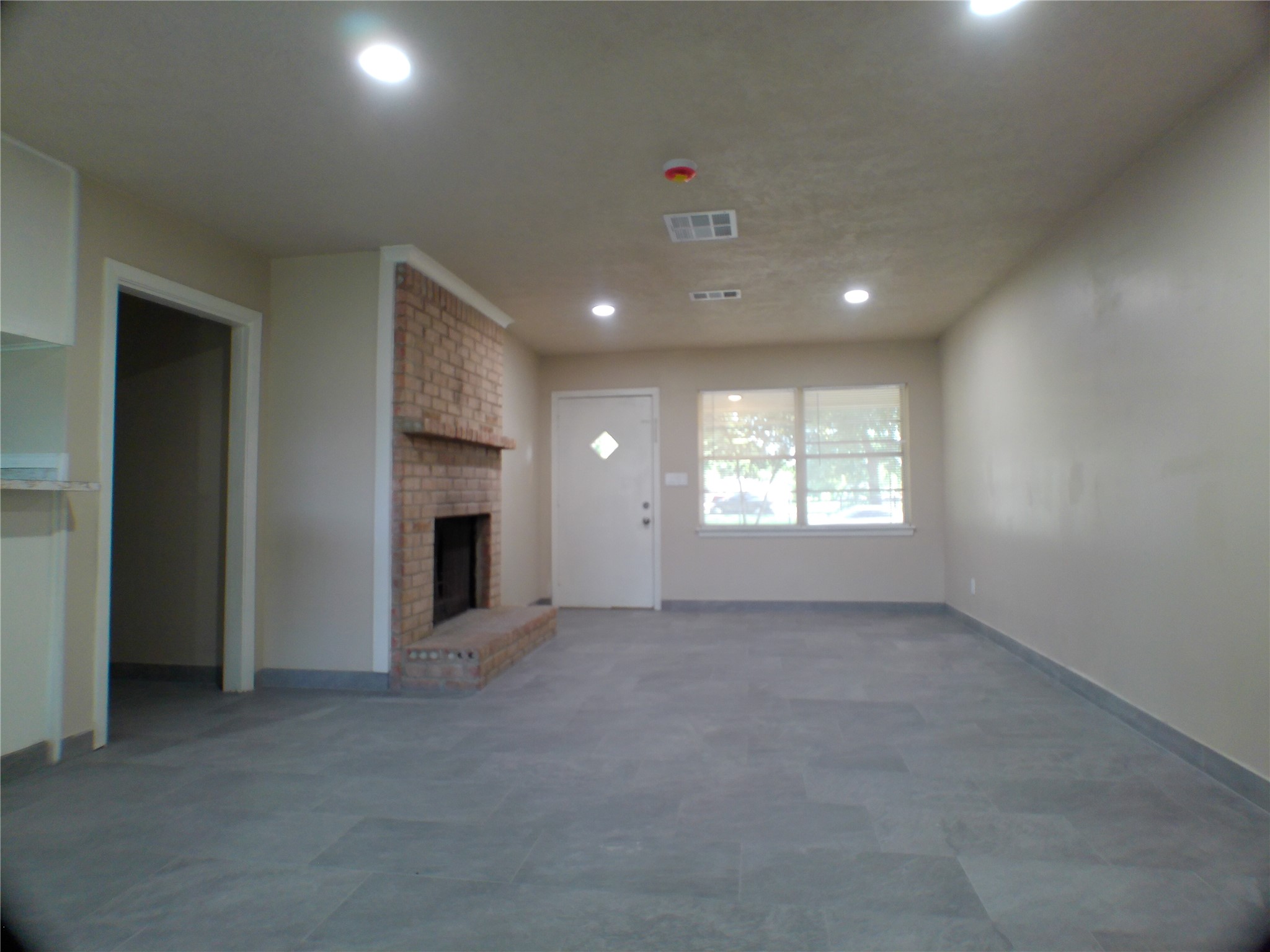 601 Fresa Road Pasadena, TX 77502 - Photo 9 of 32