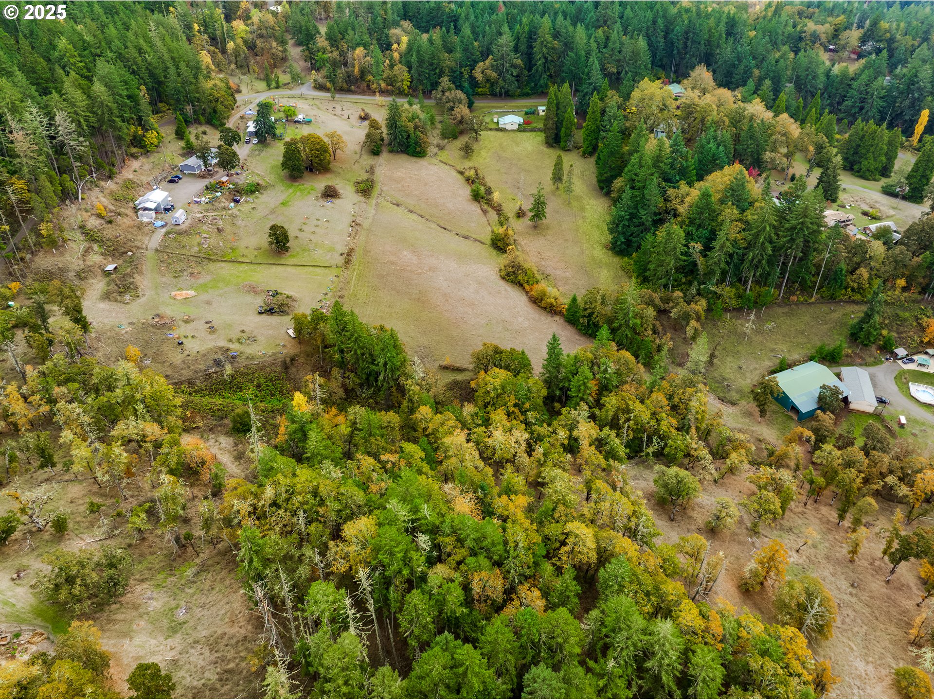 29681 Lusk Road Eugene, OR 97405 - Photo 11 of 26 Gallery Image 11