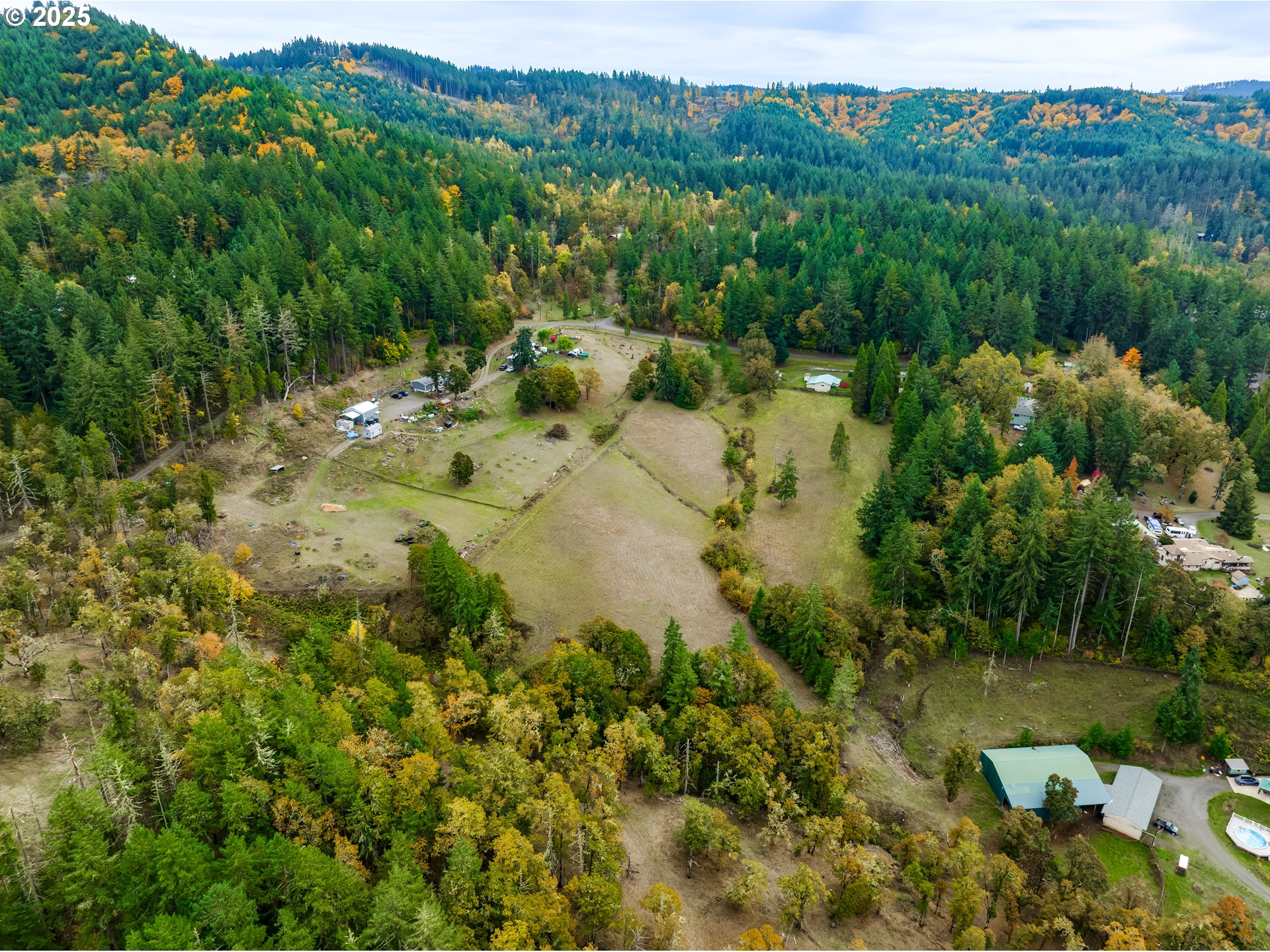 29681 Lusk Road Eugene, OR 97405 - Photo 12 of 26 Gallery Image 12