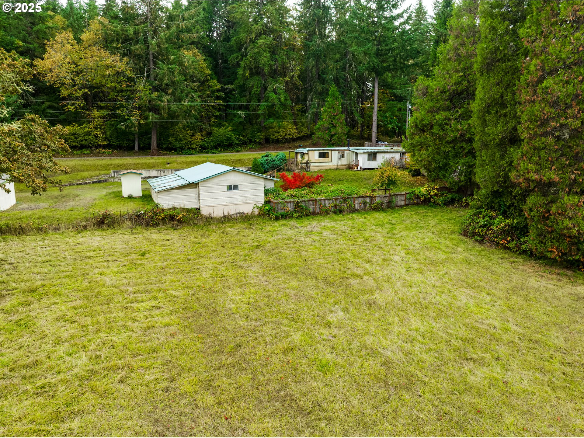 29681 Lusk Road Eugene, OR 97405 - Photo 5 of 26 Gallery Image 5