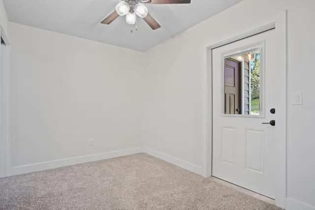 $2,200 | 117 Eiche Drive, Unit 2, Slinger, WI 53086