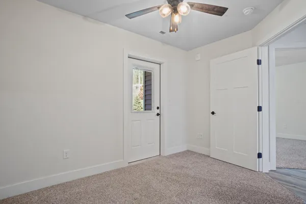 $2,200 | 117 Eiche Drive, Unit 2, Slinger, WI 53086