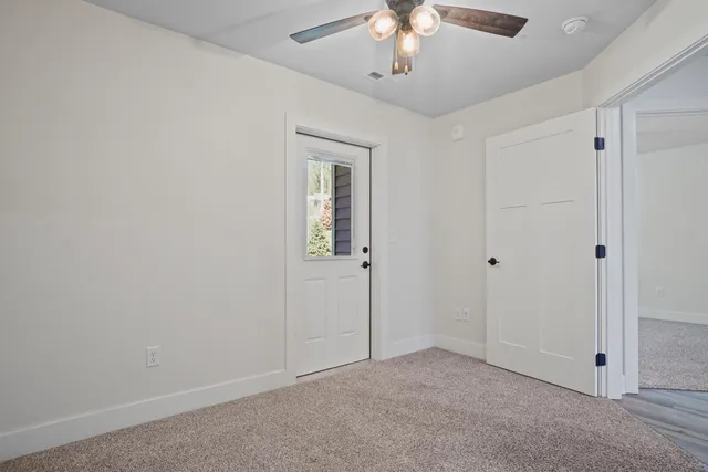 $2,200 | 117 Eiche Drive, Unit 2, Slinger, WI 53086