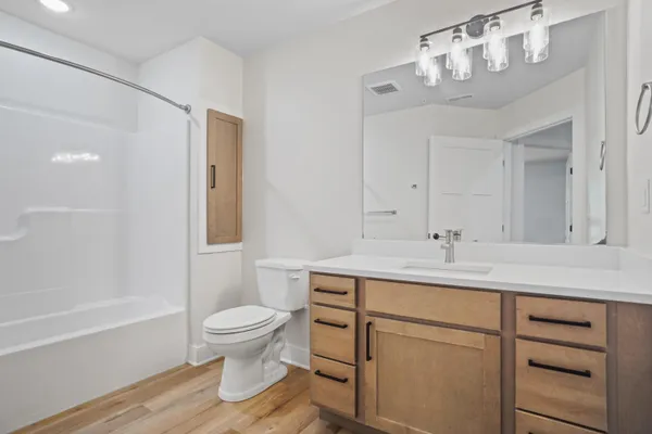 $2,200 | 117 Eiche Drive, Unit 2, Slinger, WI 53086