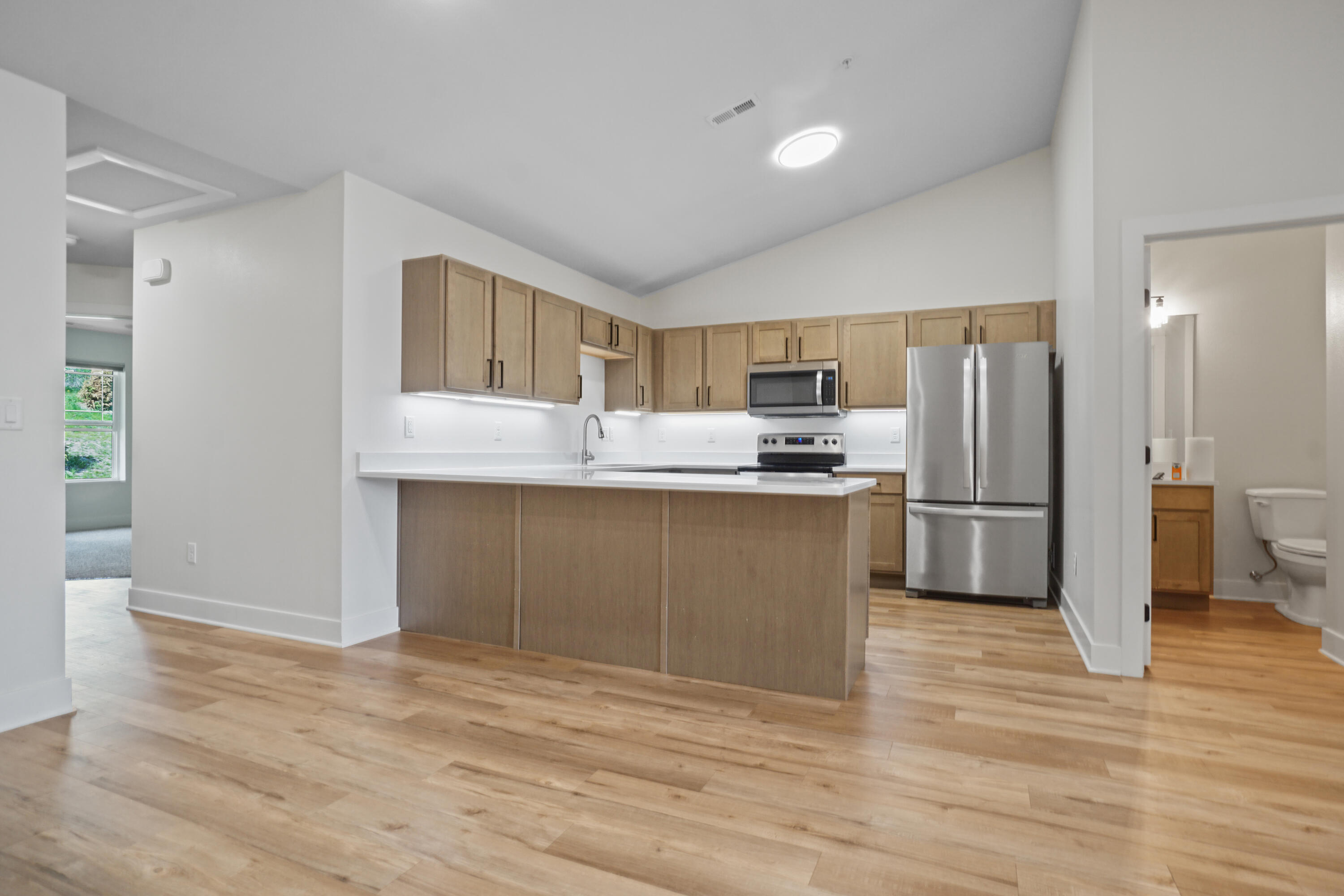 117 Eiche Drive, Unit 2 Slinger, WI 53086 - Photo 9 of 24 Kitchen