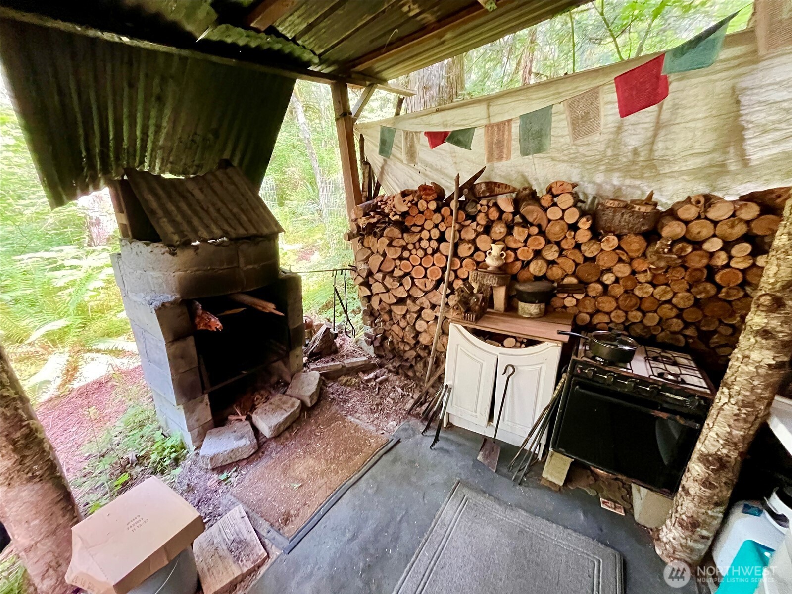 0 Cascade River Road, Unit 1208 Marblemount, WA 98267 - Photo 9 of 12 a view of an outdoor sitting area