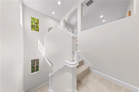 $1,239,000 | 141 Danbrook, Irvine, CA 92603