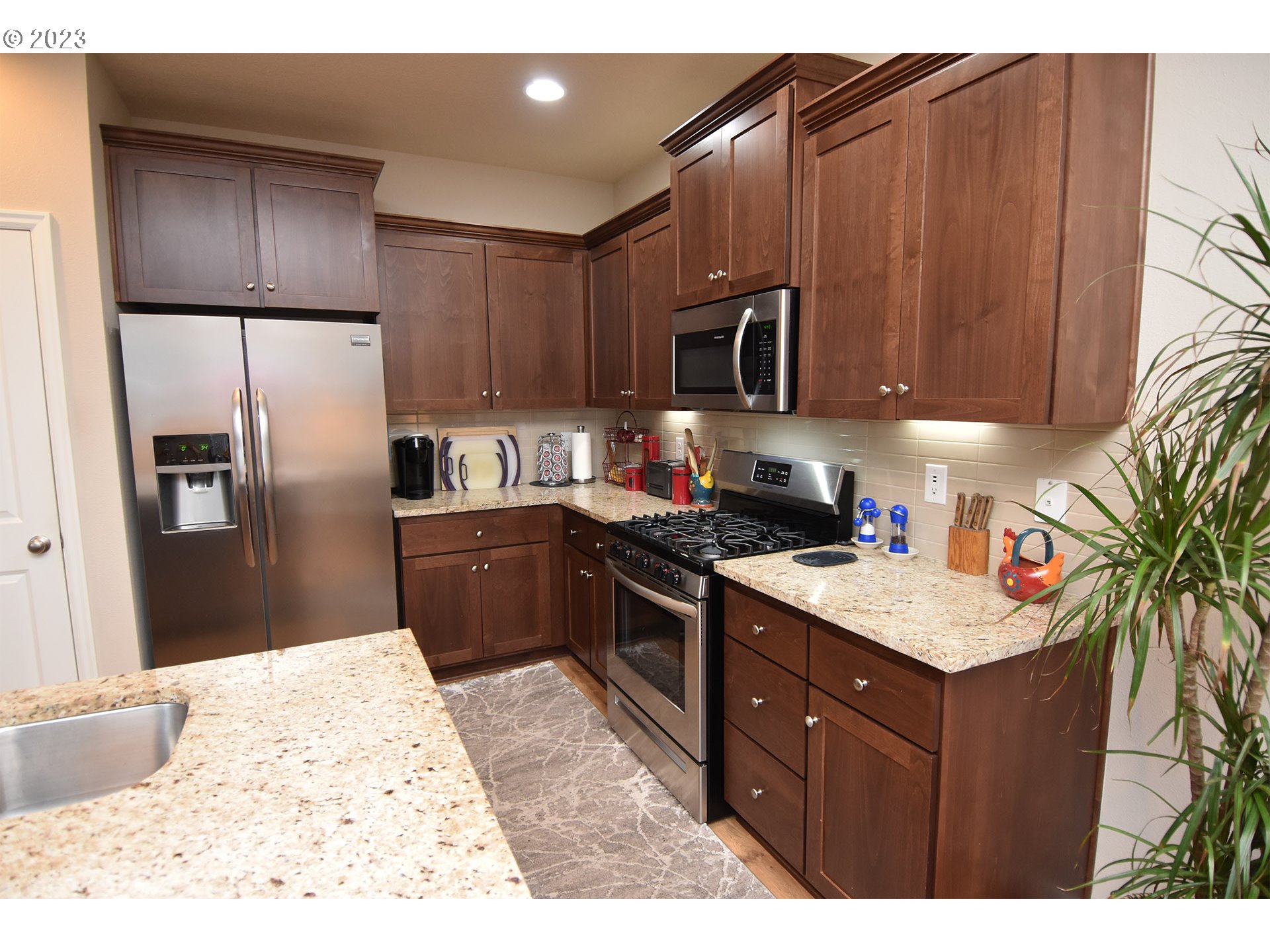 7310 North 93rd Loop Camas, WA 98607 - Photo 5 of 31 Gallery Image 5