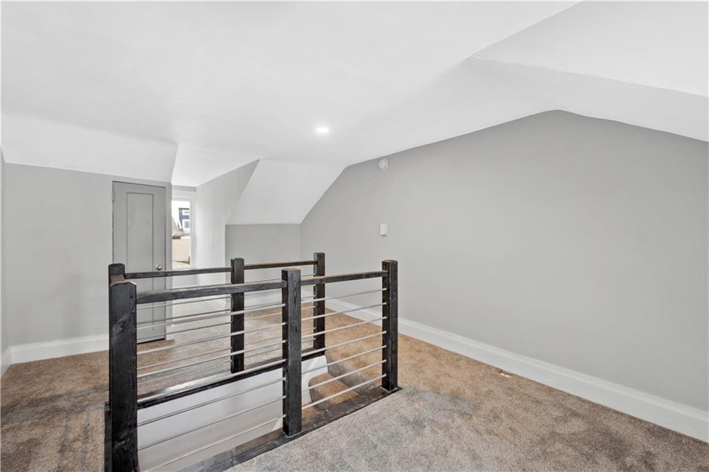 162 Locarna Way Pittsburgh, PA 15201 - Photo 22 of 25 a view of entryway