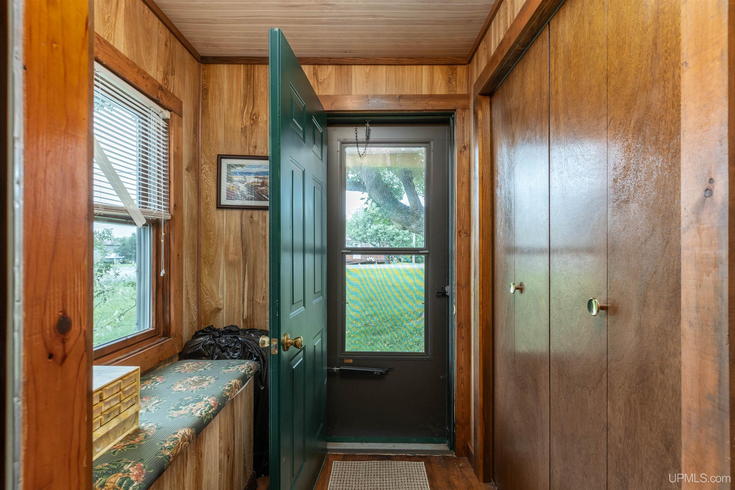 114 Reiman Road Iron River, MI 49935 - Photo 2 of 20