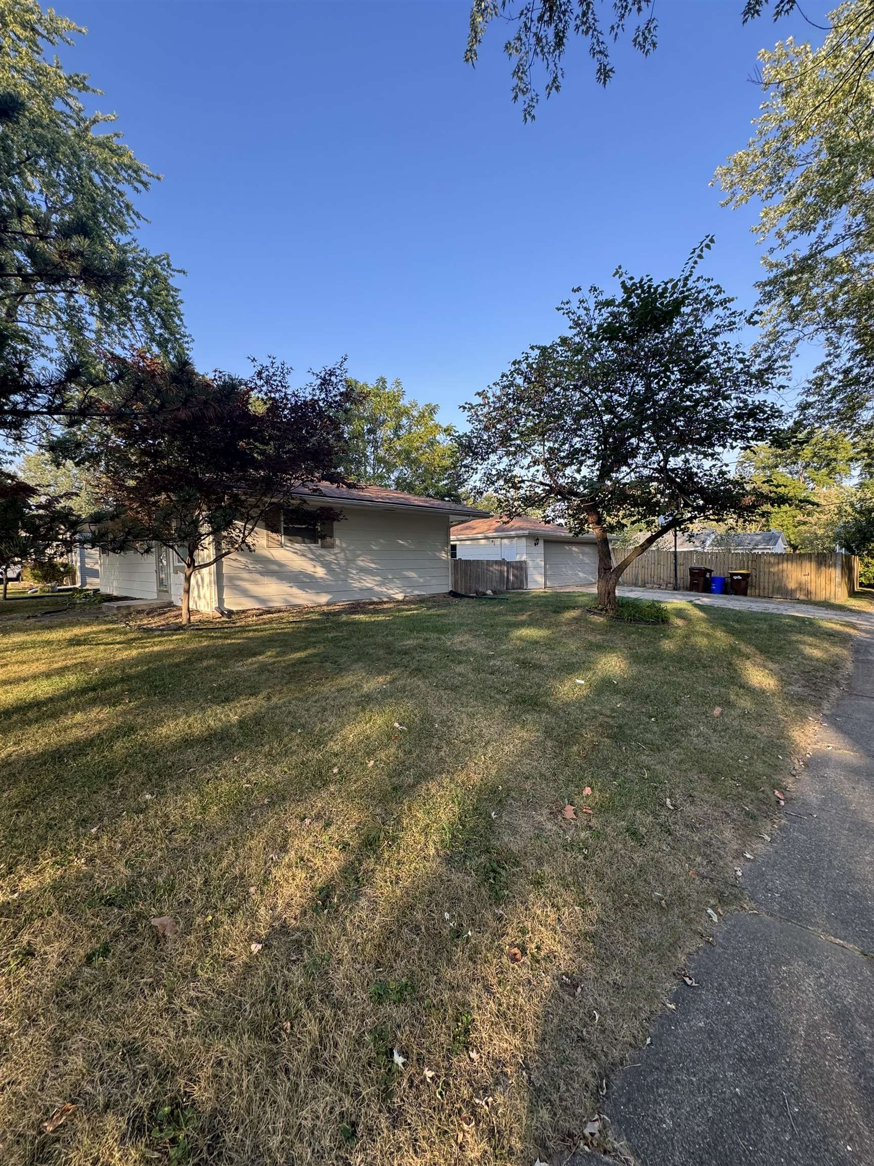 1120 Esmond Drive Rockford, IL 61108 - Photo 2 of 20 a view of a lake view