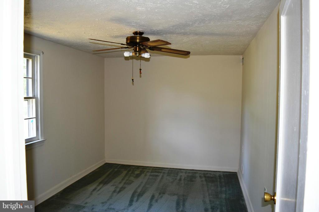 2625 Logmill Road Haymarket, VA 20169 - Photo 26 of 28 Bedroom