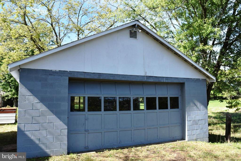2625 Logmill Road Haymarket, VA 20169 - Photo 4 of 28 Exterior (Rear)